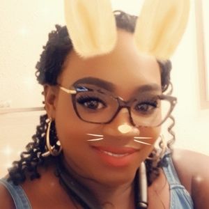 Meet your Posher, Natasha